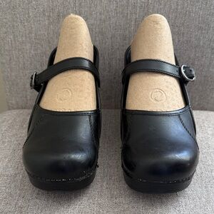 Dansko Black Mary Jane Leather Clogs -size 39/U.S. 9